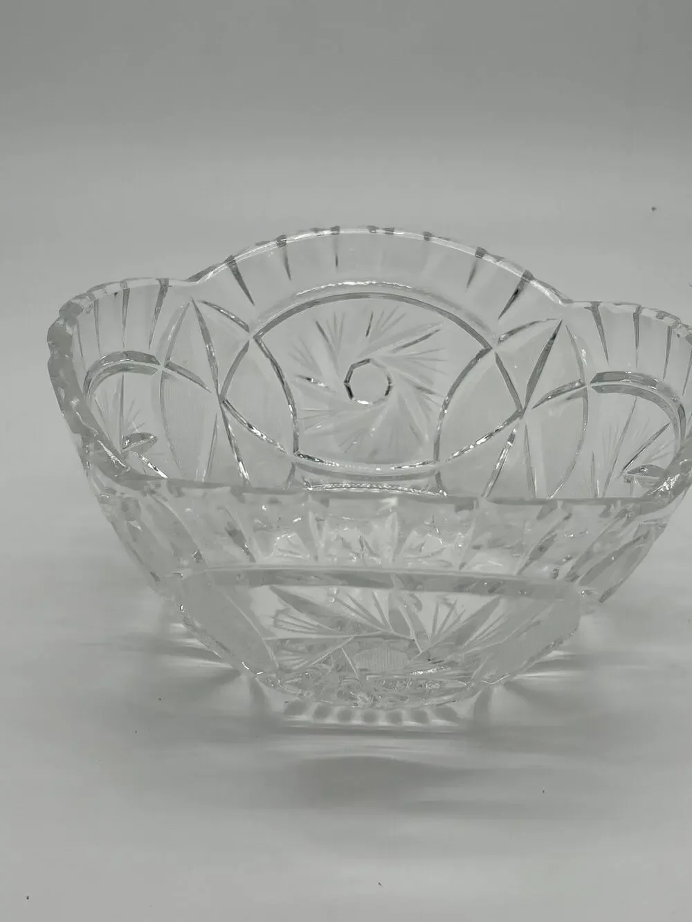 Vintage Cut Glass Crystal Bowl 9” Round Scalloped Edge Starburst Floral